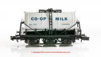 2F-031-024 Dapol 6 Wheel Milk Tank Wagon number 133 - Co-op London